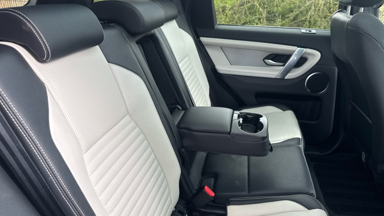 Land Rover Discovery Sport 2.0 D200 R-Dynamic S Plus 5dr Auto [5 Seat] Diesel Station Wagon